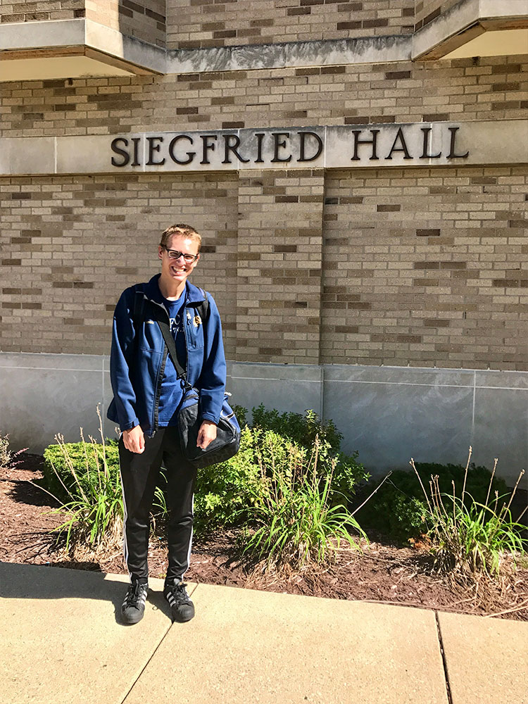 Simon 40 siegfried hall class