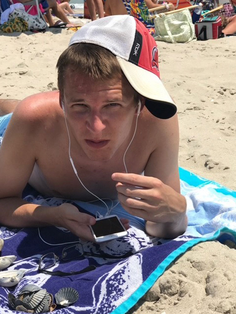 hat-pic-beach