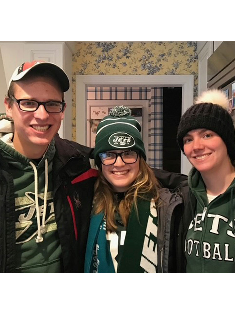 hat-pic-jets